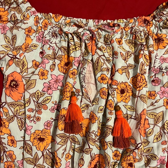 Everyday Light Calix Romper - Picture 9 of 16